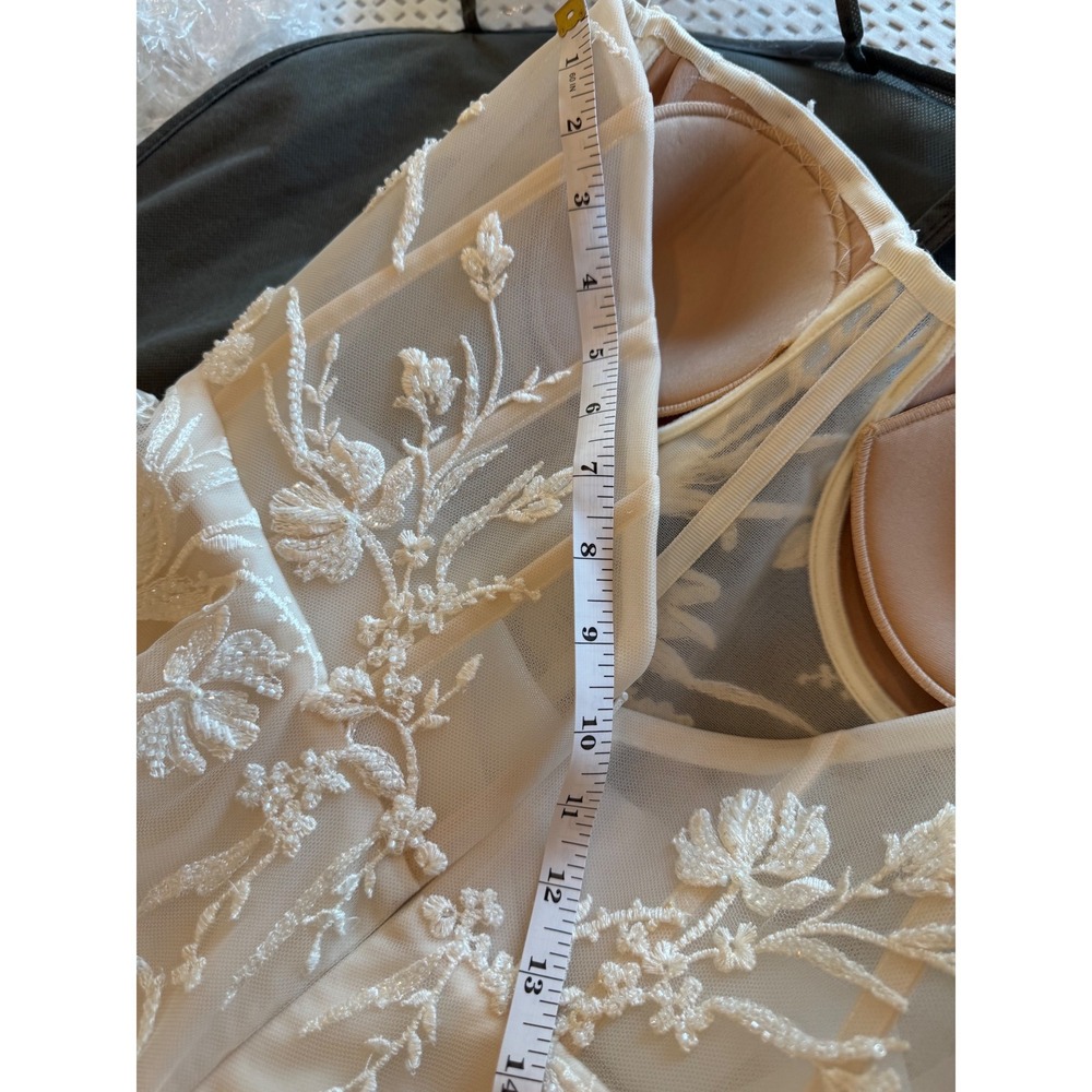 Alena Leena Peony Wedding Dress Ivory Lace A-Line Corset Detachable Sleeves 12 - Picture 12 of 12